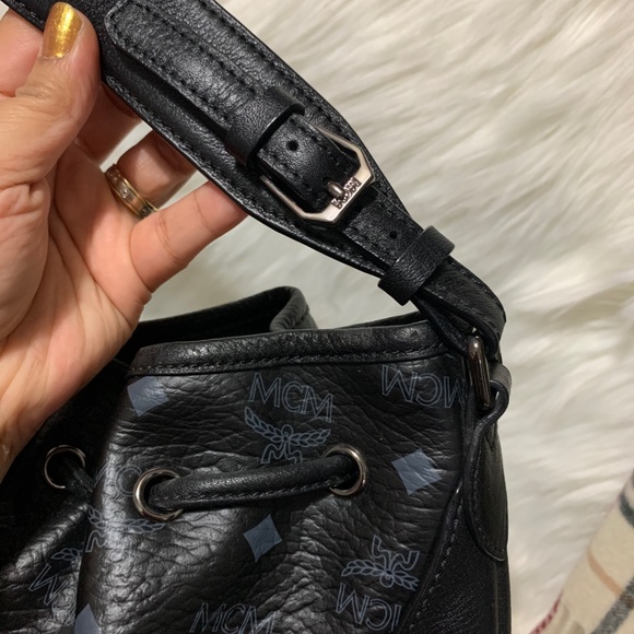 *** MCM Visetos drawstring *** - Picture 12 of 16